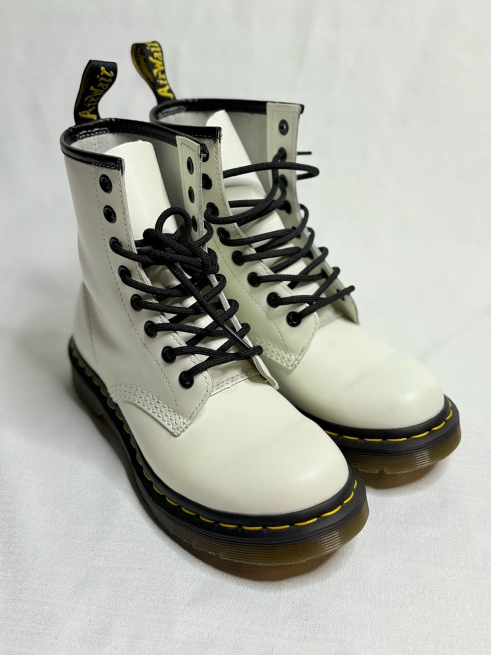 Dr. Martens 1460 White Leather 8-Eye Lace Up Combat Ankle Boots Women's 6